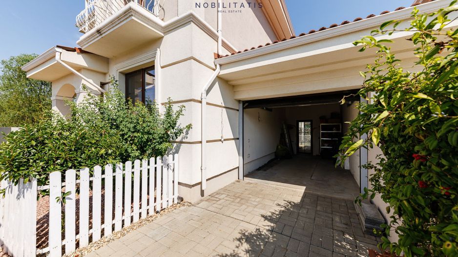 Casa Superba cu Garaj | 4 dormitoare | Langa Padure & Lac | - Poză 27