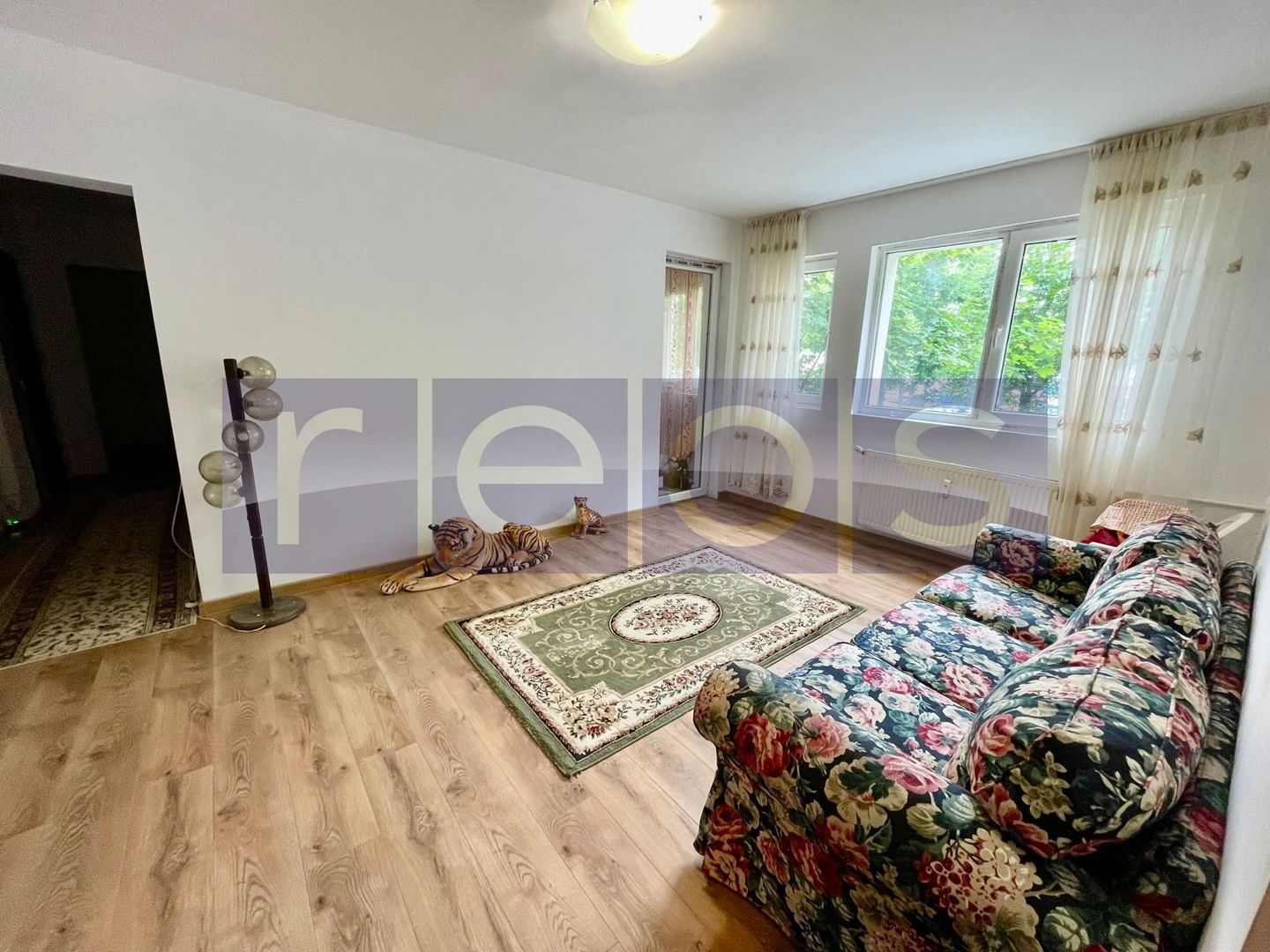 VANZARE APARTAMENT 3 CAMERE DUBLU VEDERE 70MP PARKLAKE DRISTOR TITAN - Poză 1