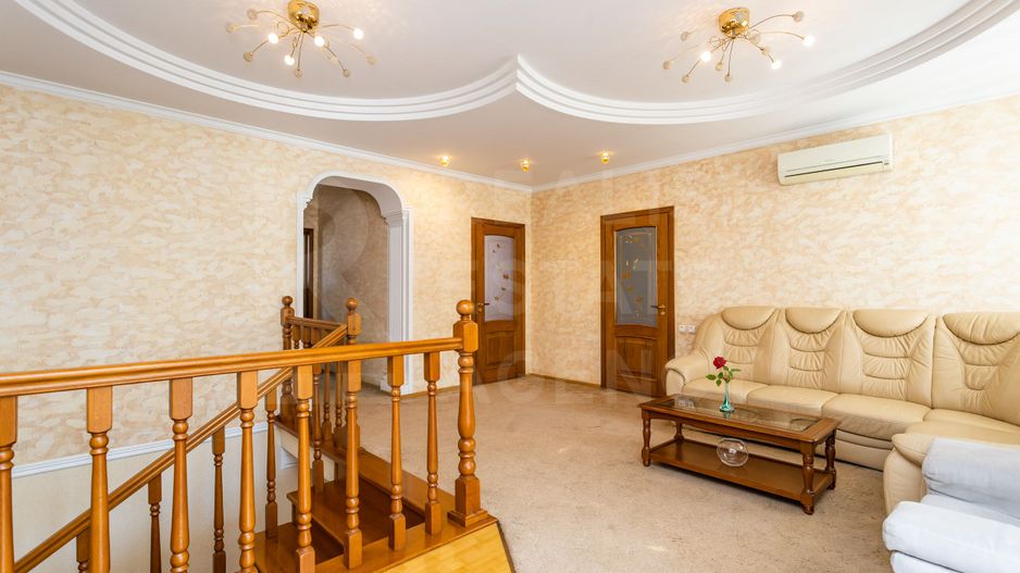 Vânzare, casă, 2 nivele, 4 camere, strada 31 August 1989, Centru - Poză 9