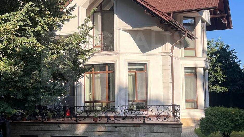 Chirie, casă 350 mp + 6 ari, str. Alexei Mateevici, Centru - Poză 4
