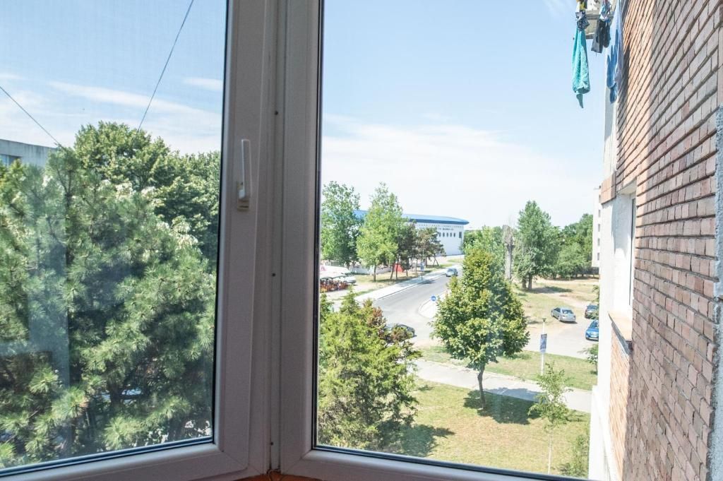 Apartament 3 camere, Mangalia, cu vedere la Mare. Zona Plaja Diana Saturn. - Poză 2