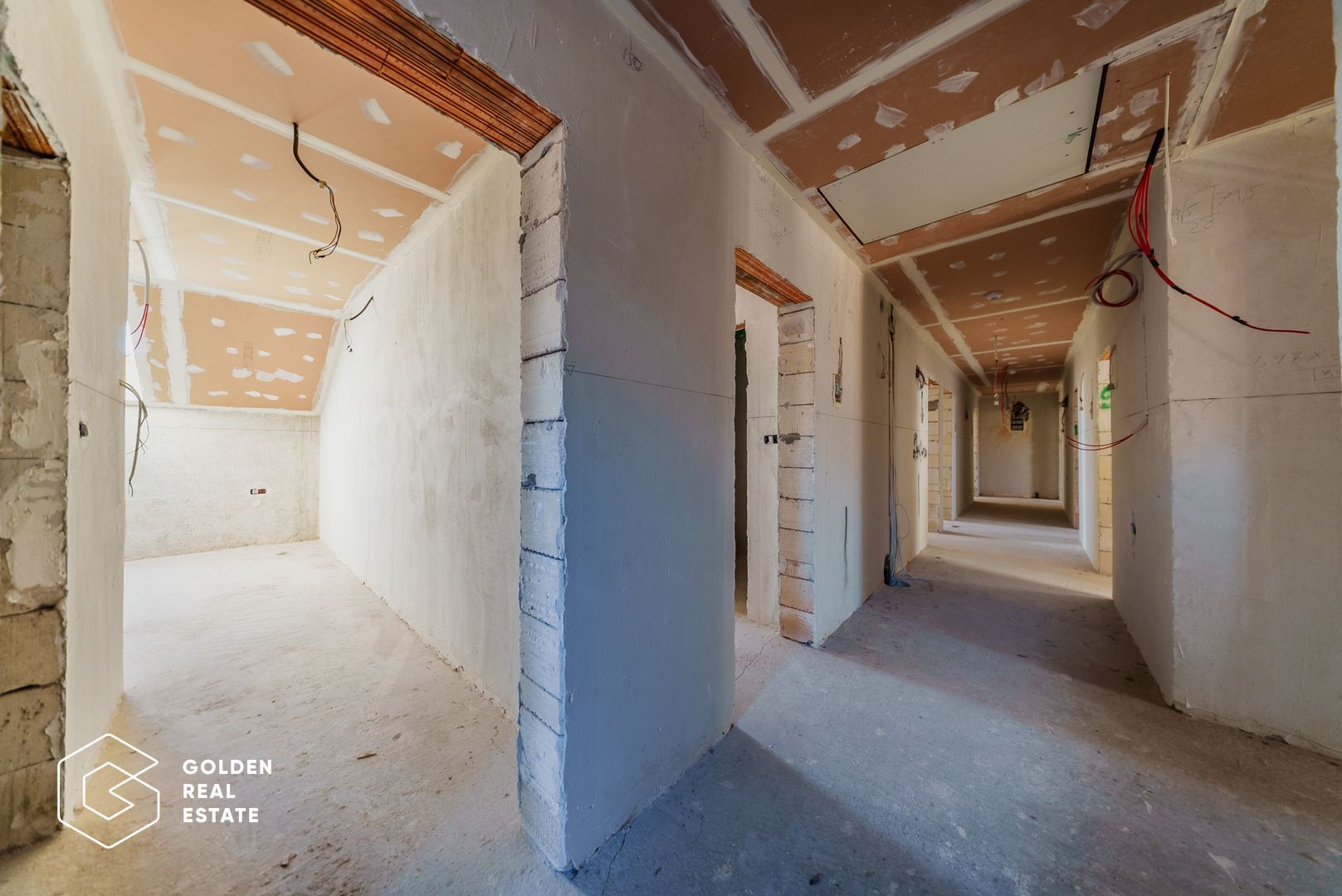 Cladire ultracentrala, Piata Catedralei, Comision 0% - Poză 11