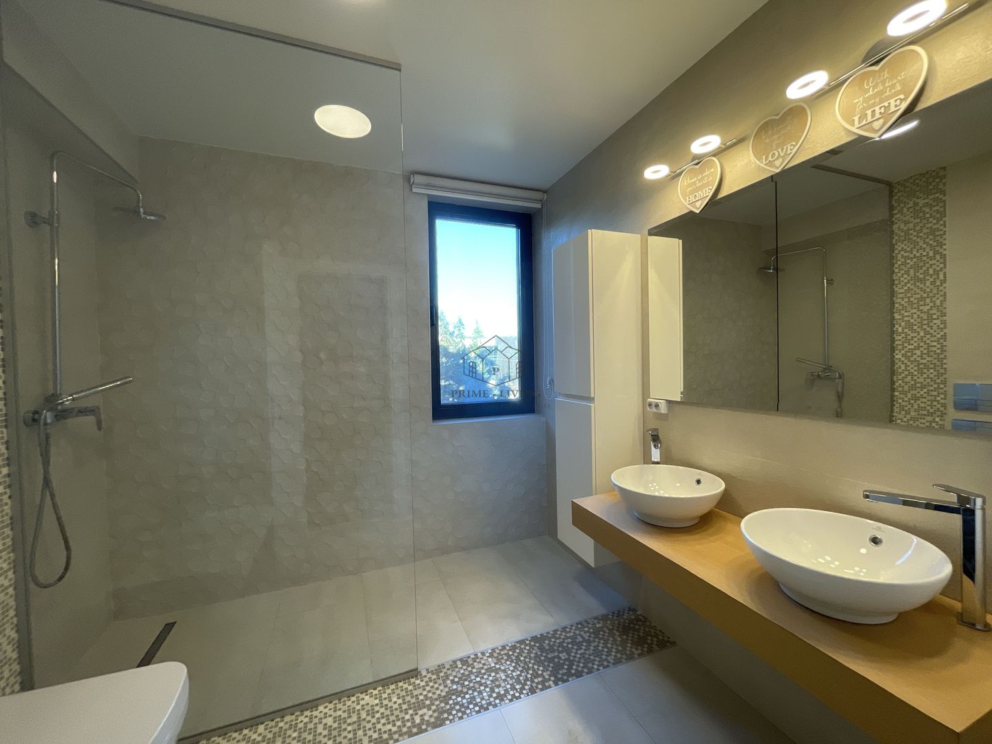 VILA CU 5 CAMERE LA INCHIRIERE LANGA BRITISH SCHOOL - Poză 6