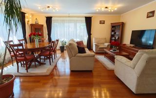 Casa spatioasa. Pretabil si pt. clinica, invatamant, camin varstnici. - Poză 5