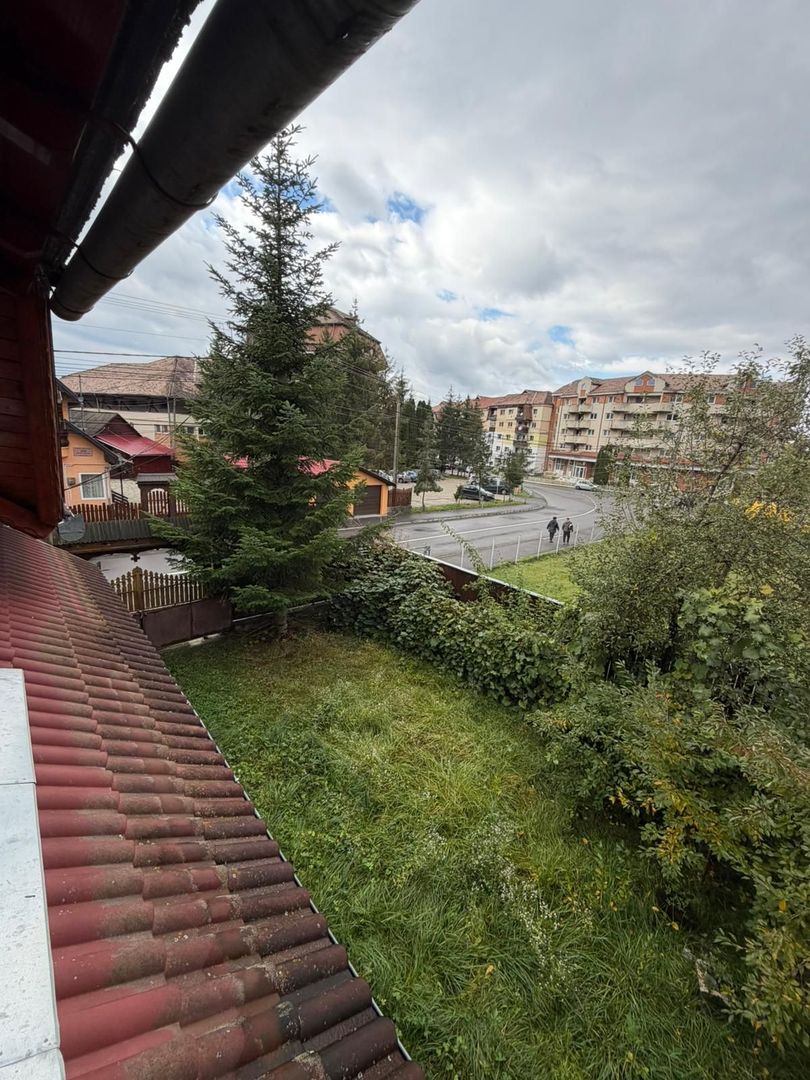 Casă complet renovată, pentru locuință sau pensiune turistică! - Poză 13