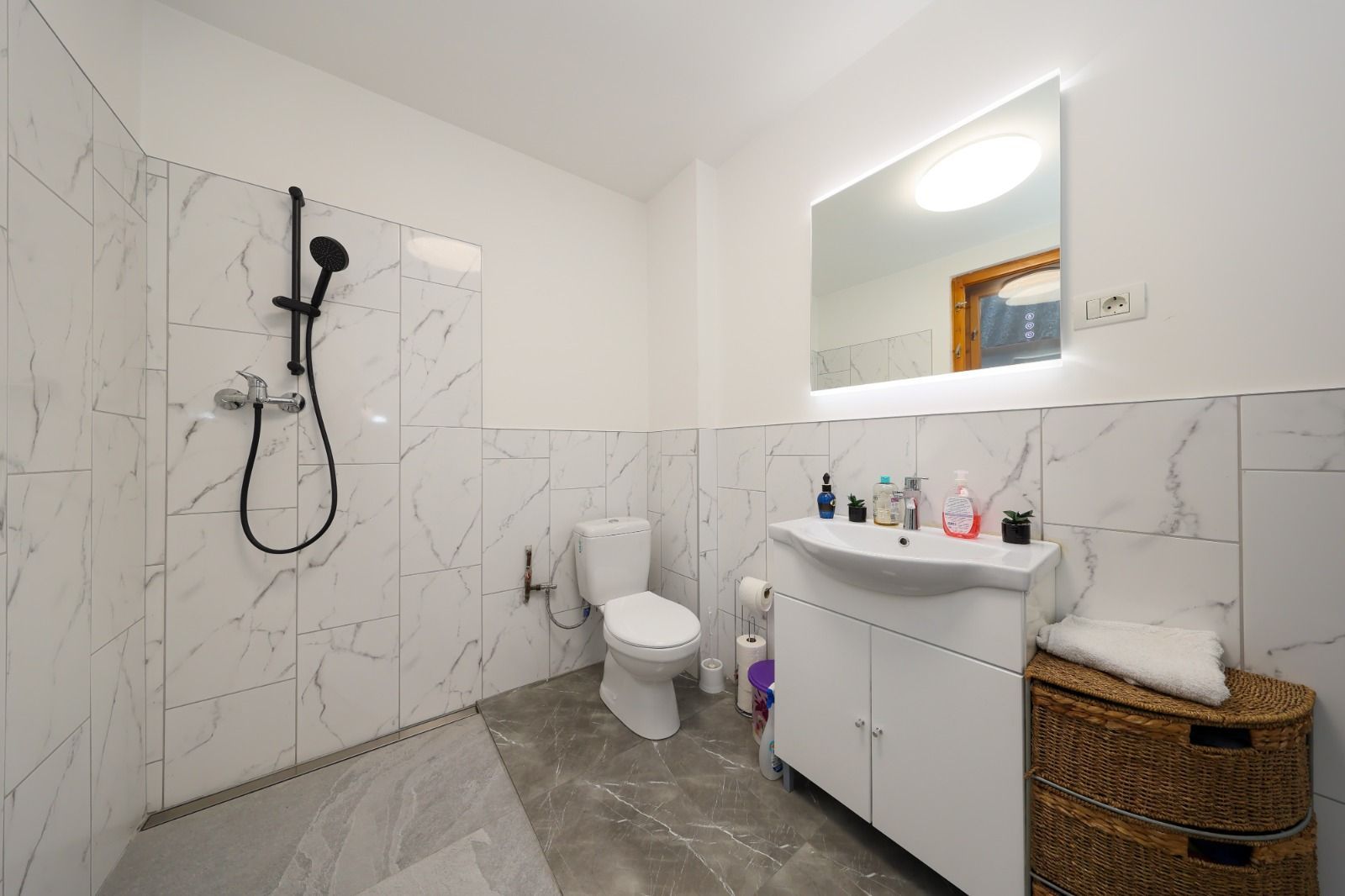 Casa 4 camere Halchiu | teren 400 mp | acces 2 strazi - Poză 10