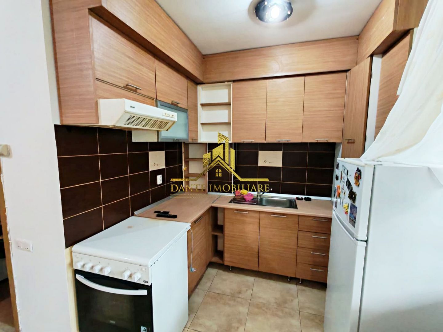 1 camera, decomandat, modern, bloc nou, parcare, Borhanci - Poză 8