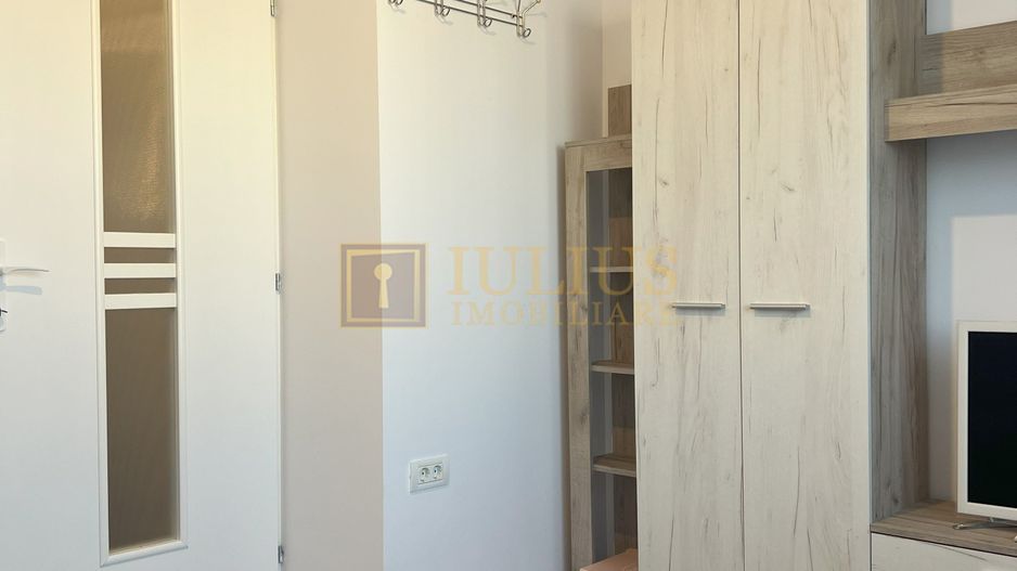 Garsoniera in zona UMT, amenajata modern. - Poză 7
