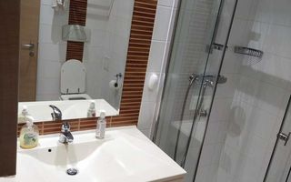 Inchiriere 2 Camere RIN Grand Residence, Vedere Parcul Vacaresti, Dressing - Poză 5