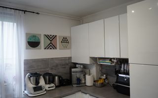 Casă familială spațioasă în zonă liniștită | Sângeorgiu de Mureș | - Poză 9