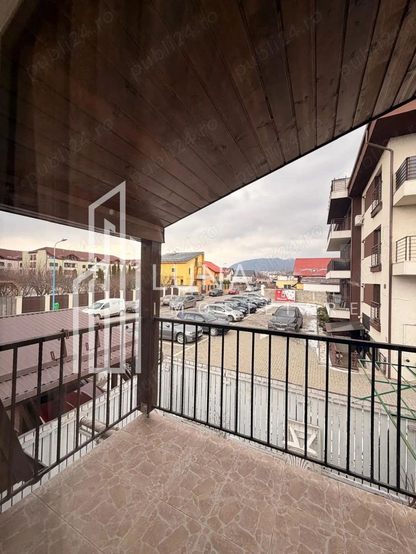 Casă înșiruită de închiriat | Tractorul | Grădină & Parcare privată - Poză 9