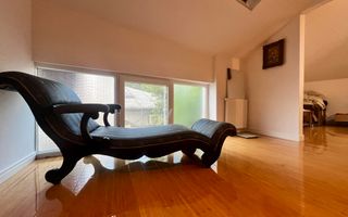 Casa **8 camere** // Domenii - Poză 2