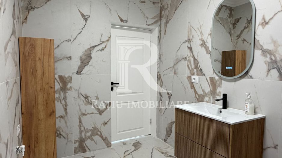 Casa cu 4 dormitoare | Jacuzzi | Sauna | Sanmartin | Oradea - Poză 14
