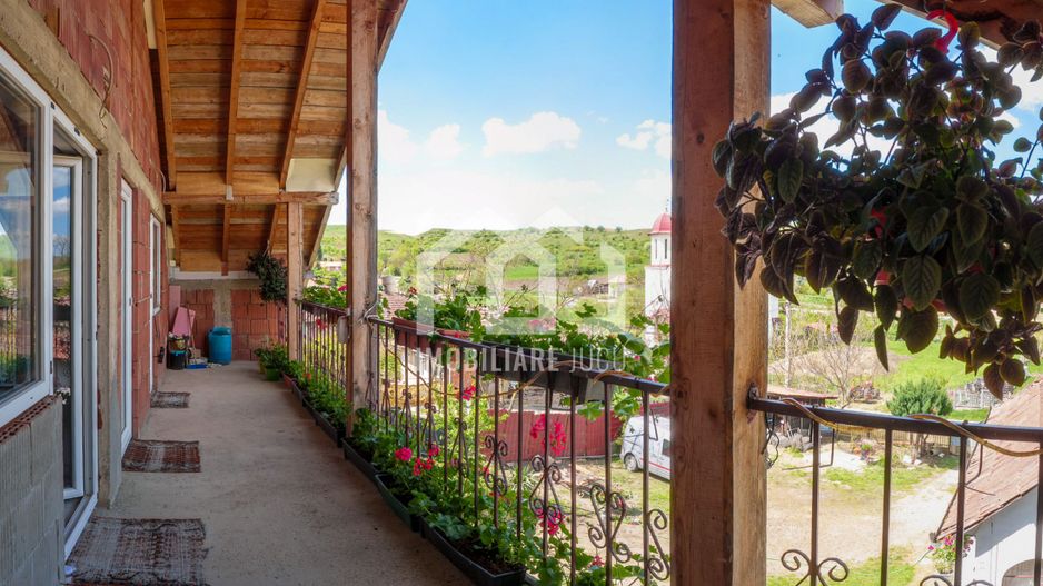 COMISION 0% Casă familială spațioasă în Visea, comuna Jucu - Poză 5