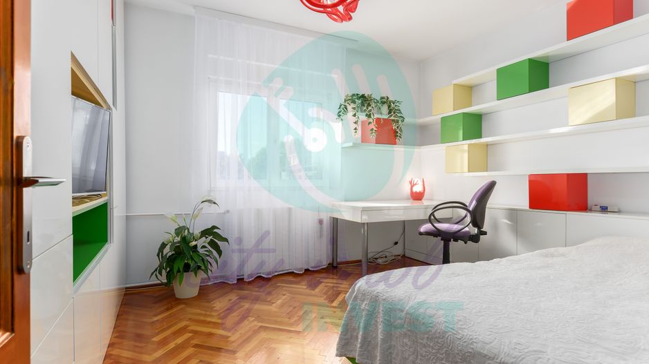 Vilă spațioasă cu curte superbă lângă Parcul Circului - Poză 8