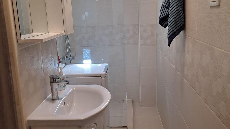 Inchiriez apartament 2 camere - Poză 8