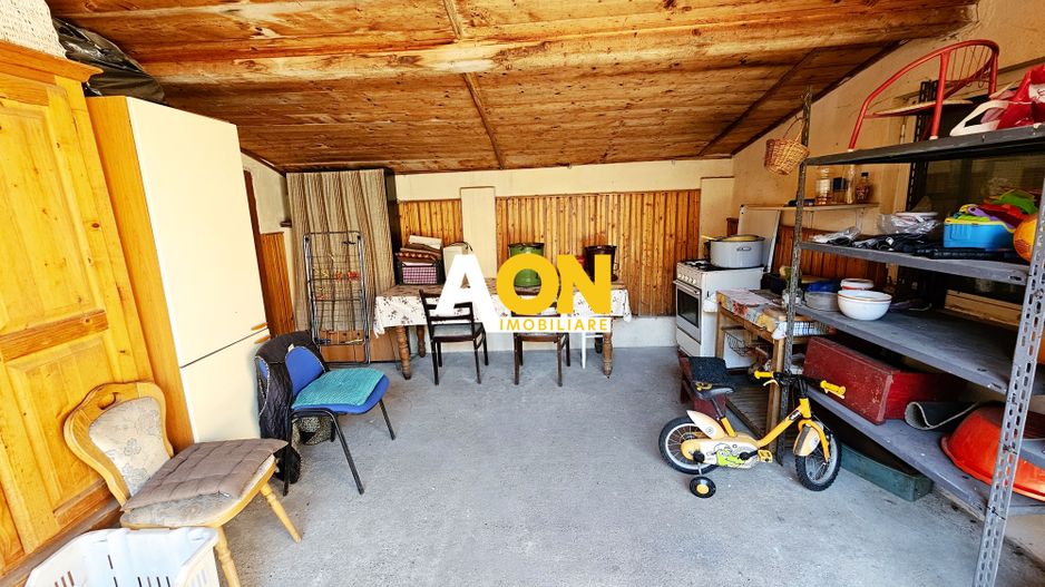 Casa cu 2 corpuri de cladire, 744 mp teren, toate utilitatile, Micesti - Poză 16