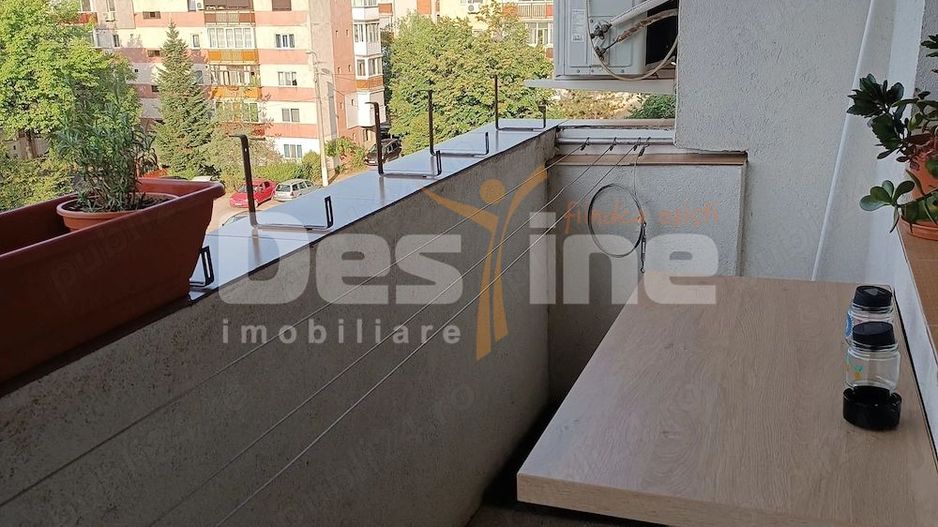 Apartament 3 camere de vanzare - Poză 3