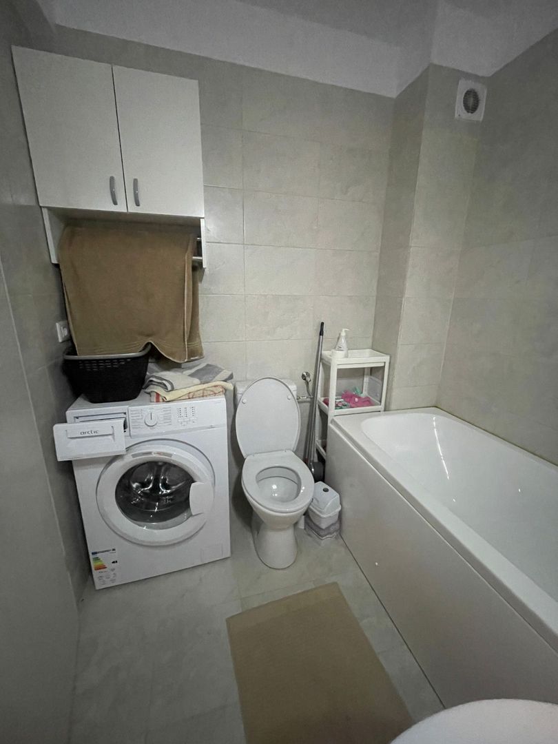 Apartament 2 camere,fix langa metrou,complex cu piscina - Poză 2