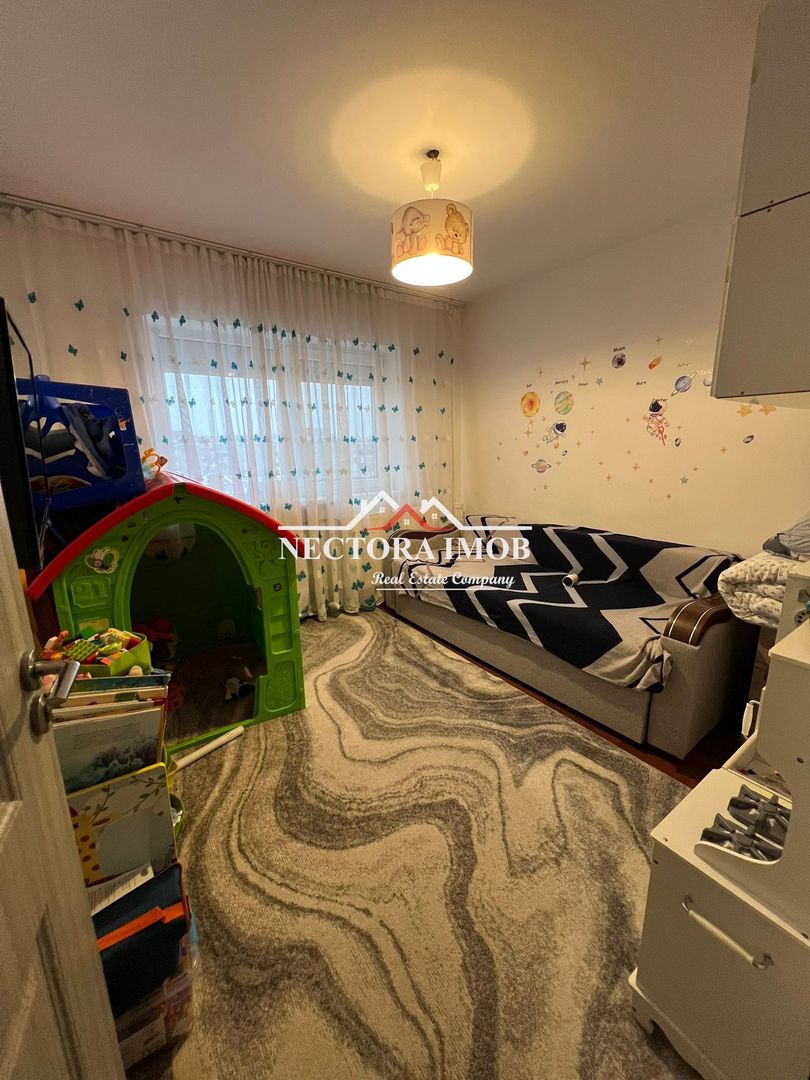 NECTORA IMOB-Apartament 2 camere, Zona Decebal, tip PB, 43 mp+balcon - Poză 1