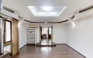 De închiriat: apartament în vilă, 200mp utili - Poză 19