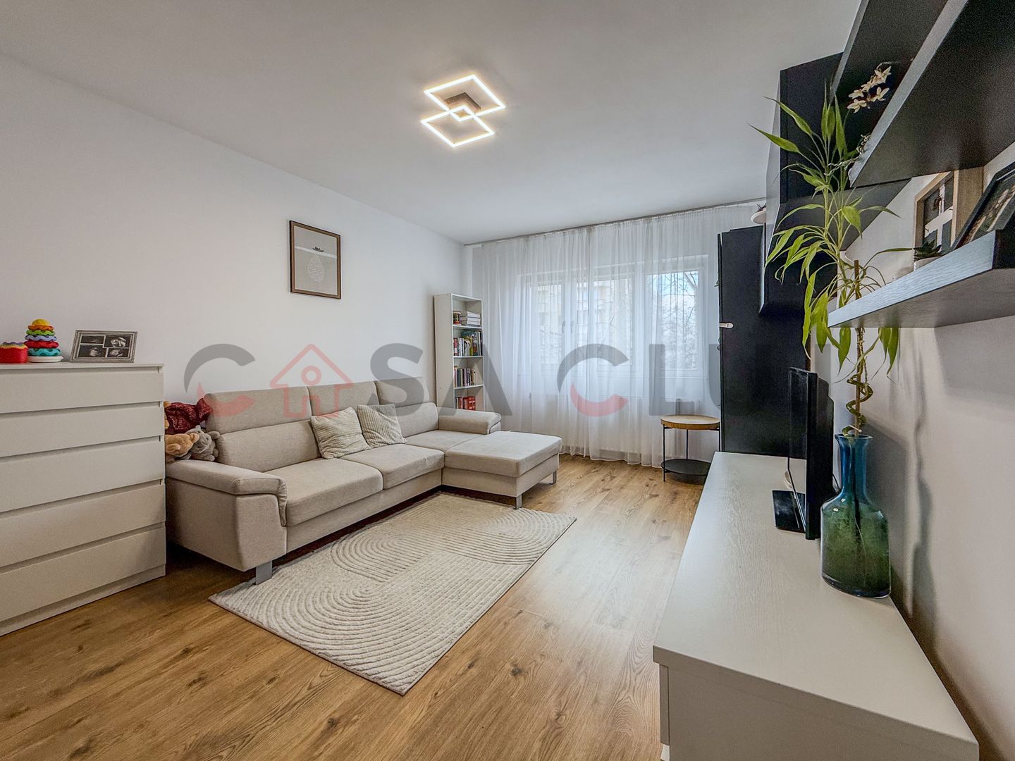 Apartament modern cu 2 camere la etajul 1, Intre Lacuri - Poză 1
