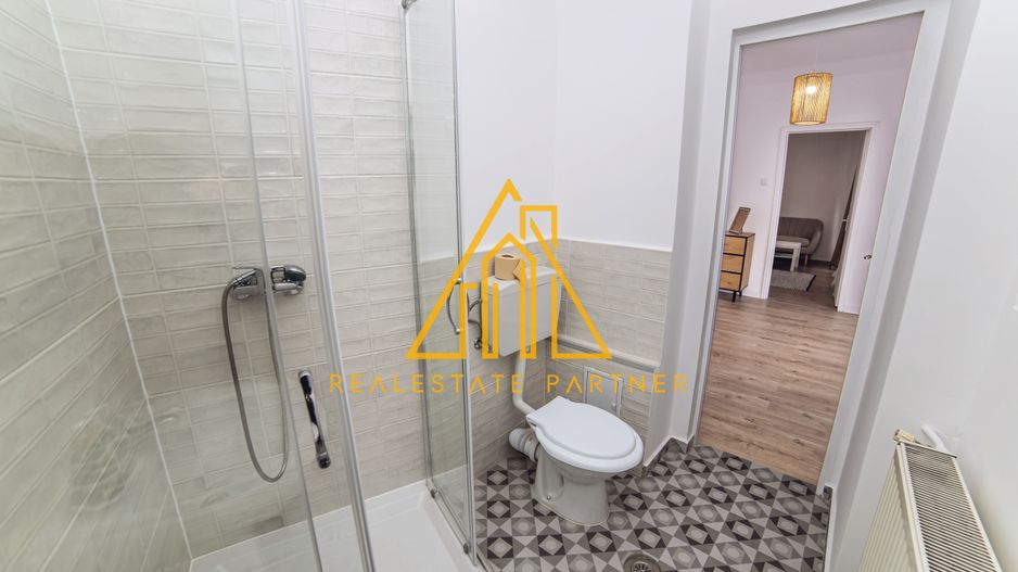 Apartament 4 camere renovat, central, ideal rezidențial sau activitate business - Poză 22