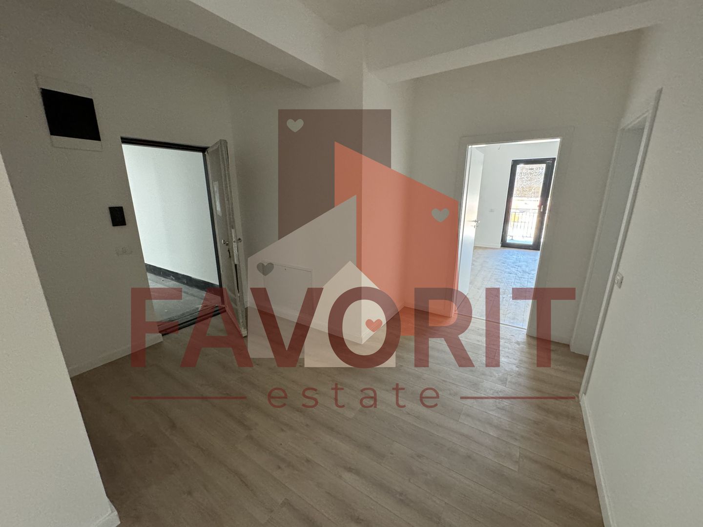 Bloc NOU. Etaj 1. Lift. CF de Timisoara - Poză 2