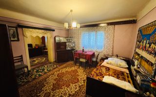 Casa de vânzare 3 camere, 2 intrări, acces auto în curte Gradiste Arad - Poză 5