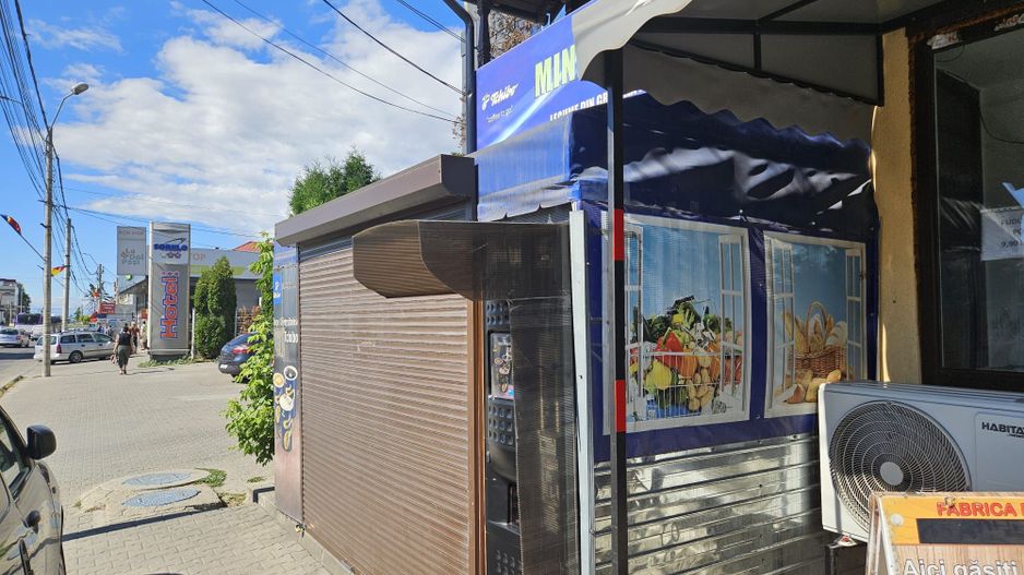 Inchiriere spatiu stradal, Bascov centru - Poză 7