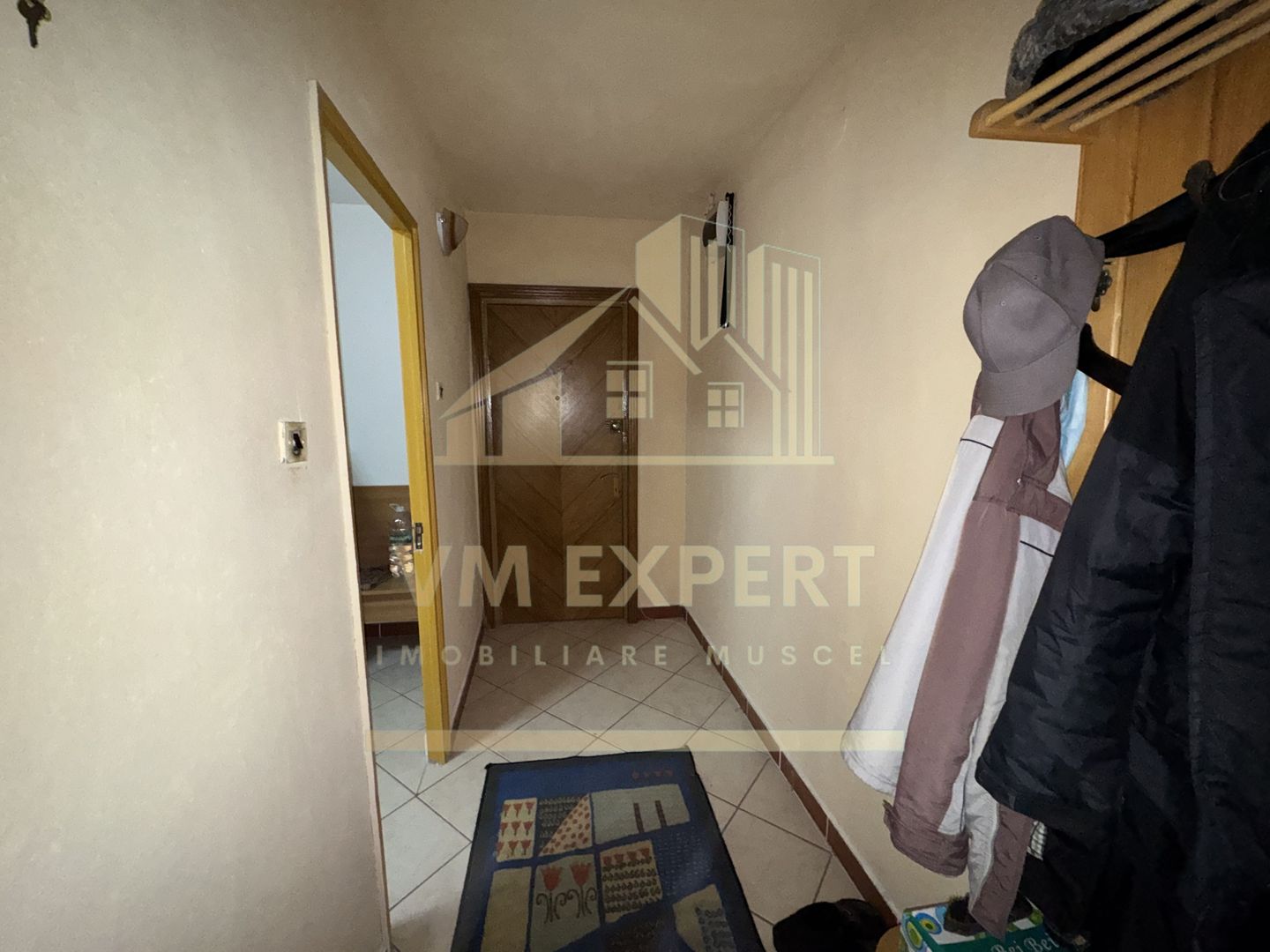 APARTAMENT 2 CAMERE ETAJ 2 CAMPULUNG VIȘOI - Poză 13