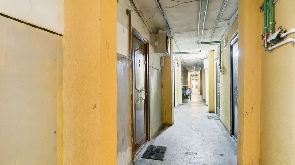 Garsonieră la parter zona UMT - Poză 11