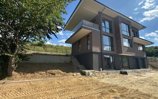 Casa de vanzare care reflectă stilul tău de a trăi la înălțime! - Poză 1