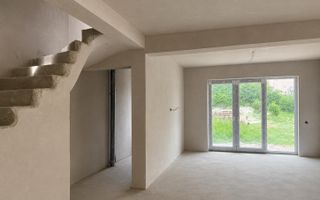 NOU PE PIAȚĂ! Casă individuală cu teren de 540 mp, - Poză 6