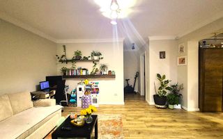 Zona Coresi, 2 camere ,59 mp,  cu grădină proprie și  loc de parcare. - Poză 4