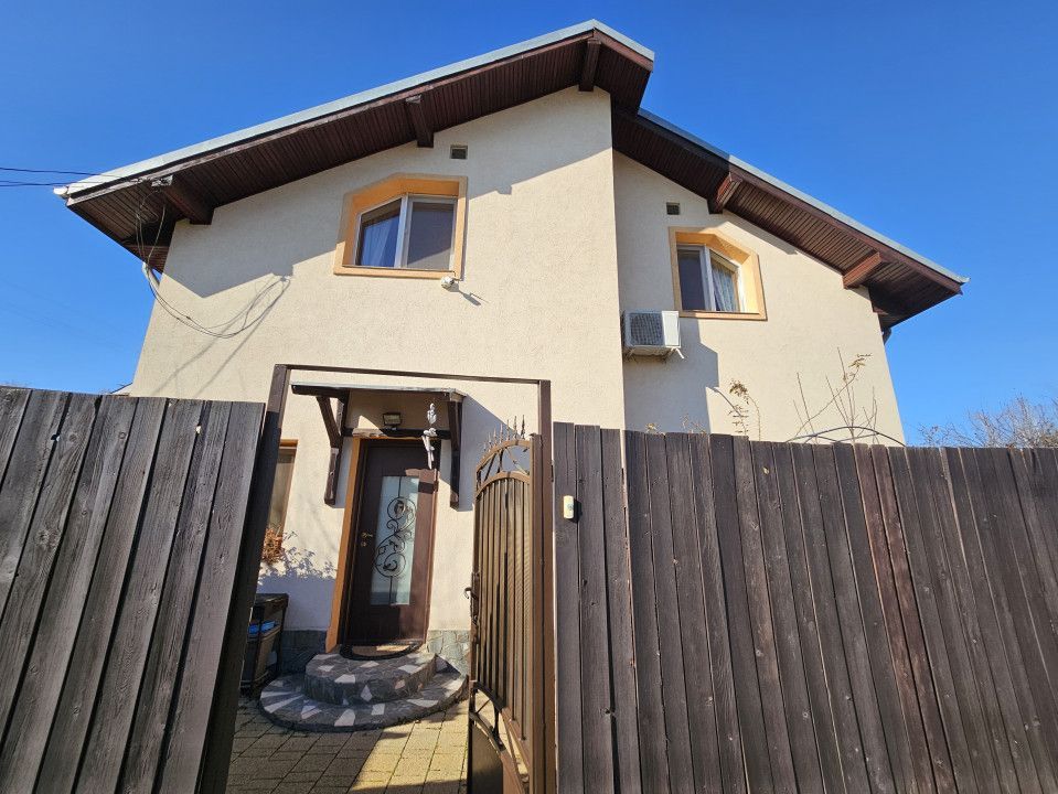 Vilă P +M în centrul orașului Otopeni, 7 + camere, anexe apartament - Poză 24