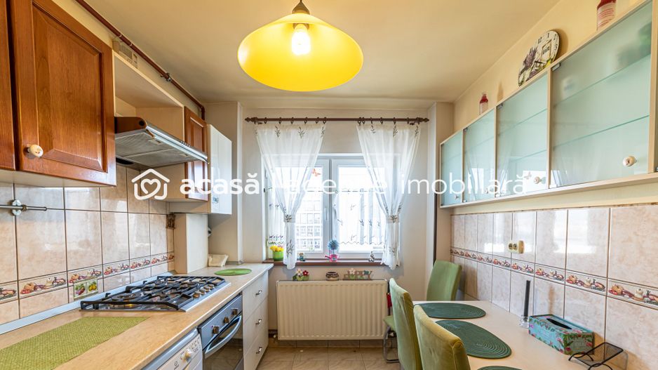 REZERVAT!!! Apartament 4 camere în Piața Spitalului - Poză 4