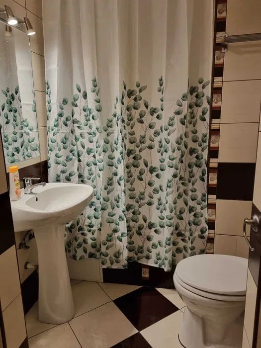 Apartament modern ultra-central, doua camere, Piata Romana - Poză 6