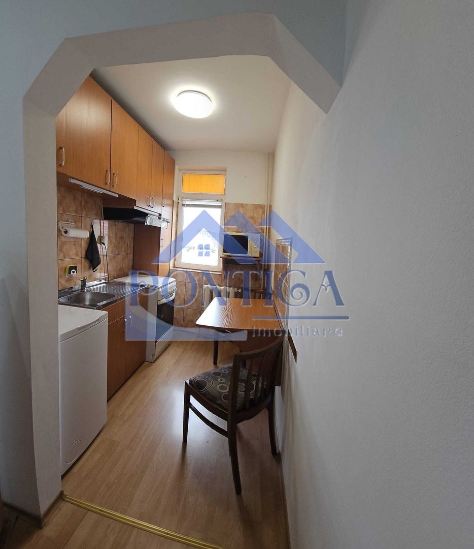 Inchiriez apartament City Mall, cu loc de parcare - Poză 4