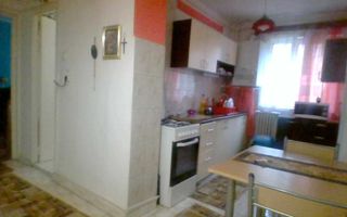Apartament 3 camere Mănăștur, etaj 1, decomandat, balcon, beci. - Poză 2