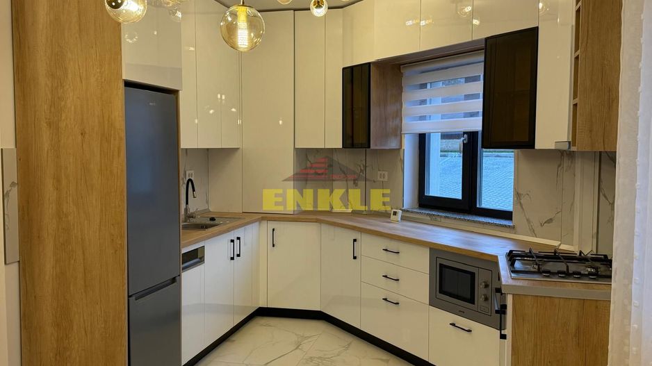 Apartament de închiriat în bloc nou!! - Poză 3