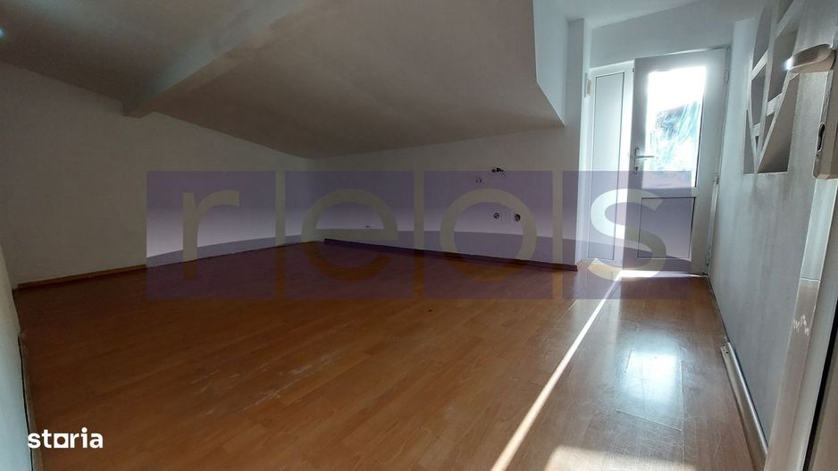 VANZARE CASA P+M | ZONA UNIRII- HALA TRAIAN - Poză 9