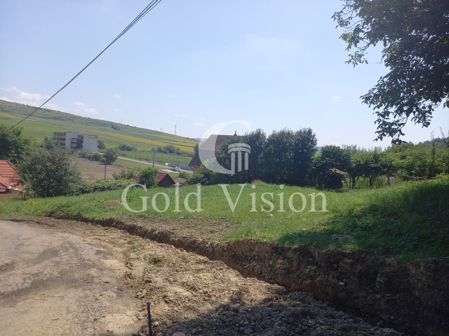 Teren Intravilan 1175 mp in Unirii str.Voinicenilor - Poză 3