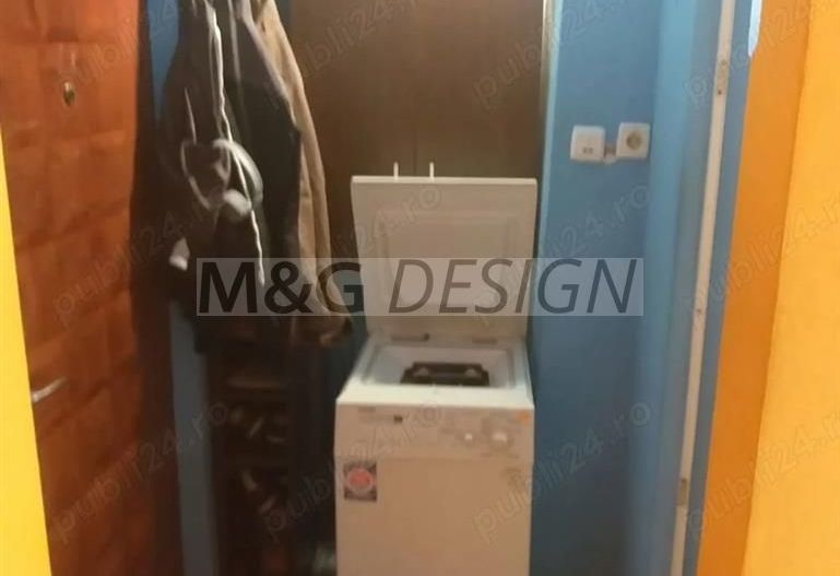 Garsoniera zona Buziasului etaj 4 cu mansarda - Poză 3