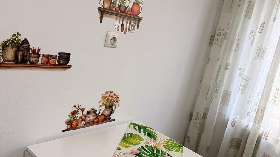 Închiriere Apartament cu 2 camere, decomandat,2 min metrou 1 Decembrie 1918 - Poză 4