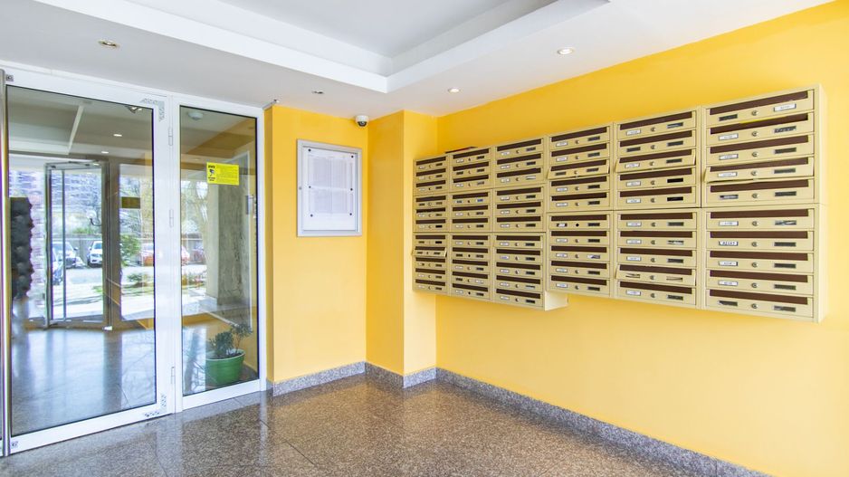 Ansamblul Primavara, 2 camere, decomandat, 74mp, finisat modern si centrala noua - Poză 11