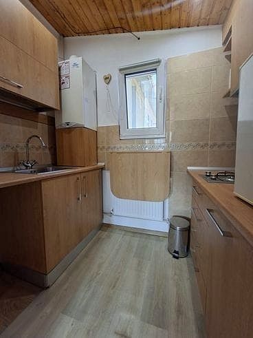 Proprietate cu 3 camere in centrul orasului pentru birouri sau locuit - Poză 10