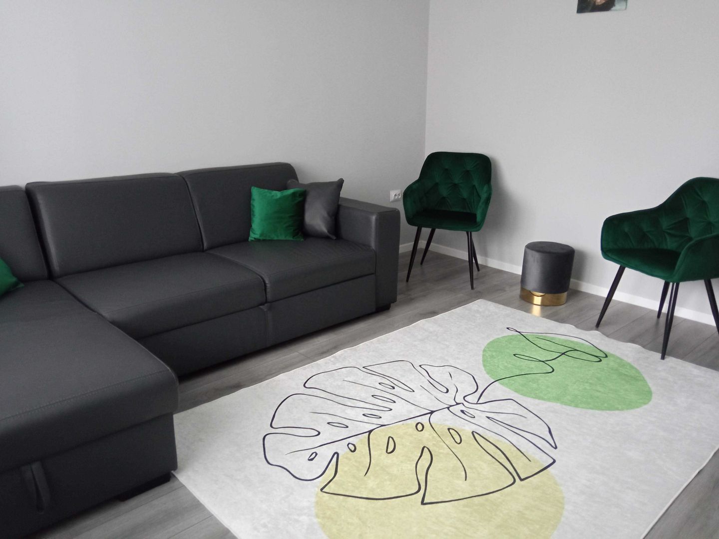 Apartament 3 camere decomandat, M20 - Poză 1