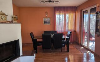 Casă spațioasă și luminoasă, cu teren generos, zona Europa - Poză 1