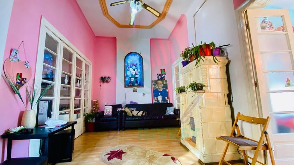 Casa singura in curte - Poză 12